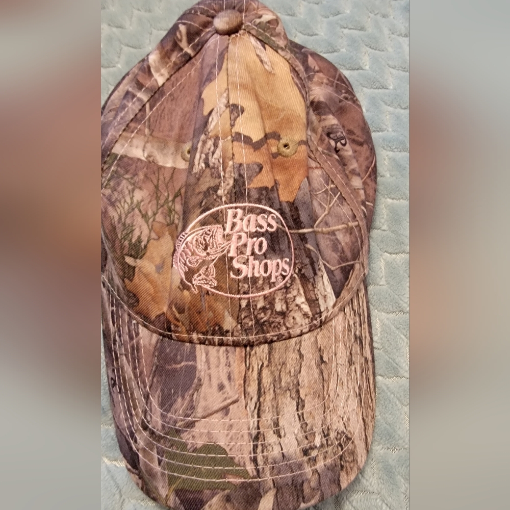 Bass Pro Shops Camouflage Cap